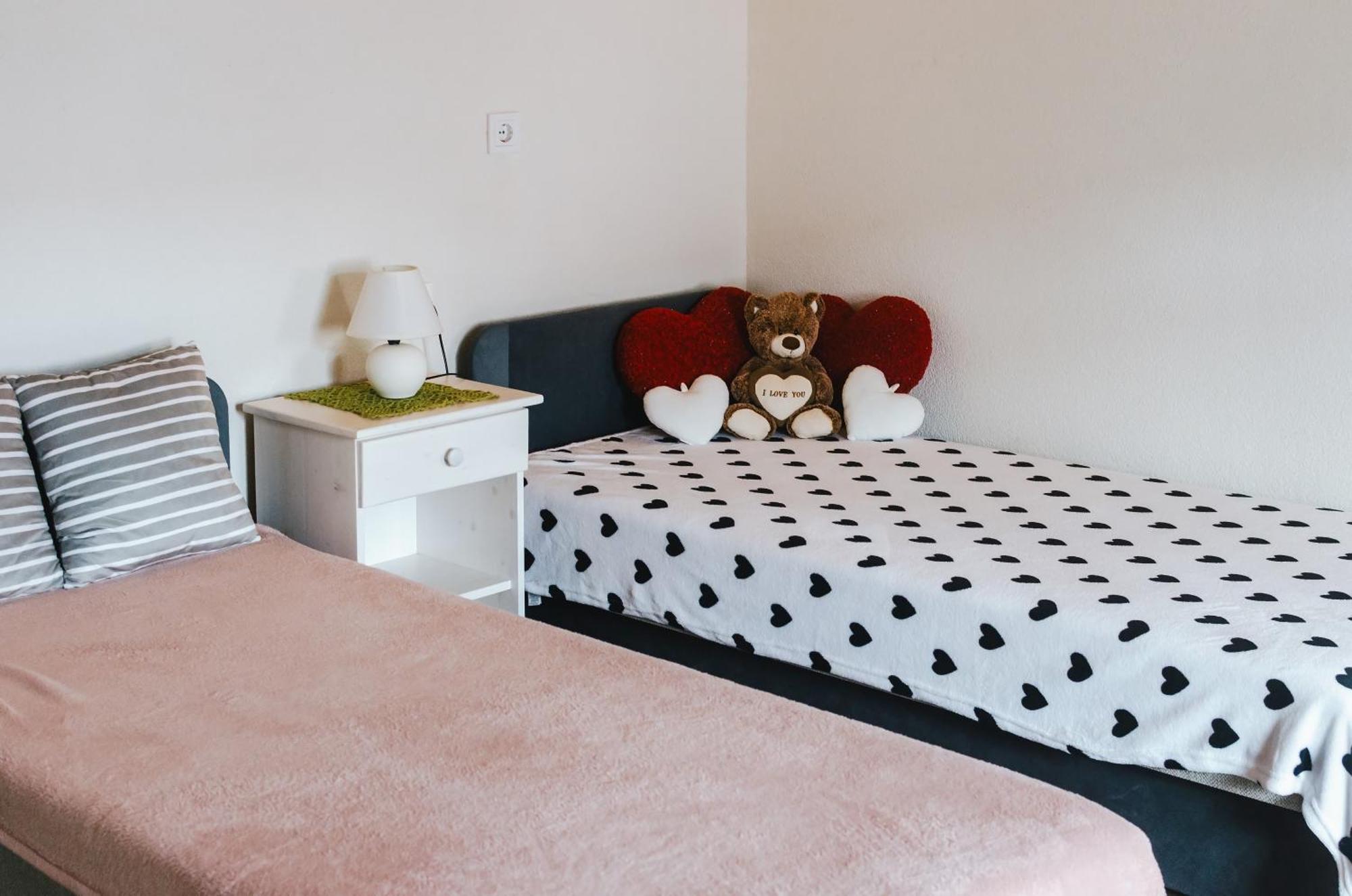 Hauptman Apartman Nagyatád Eksteriør billede